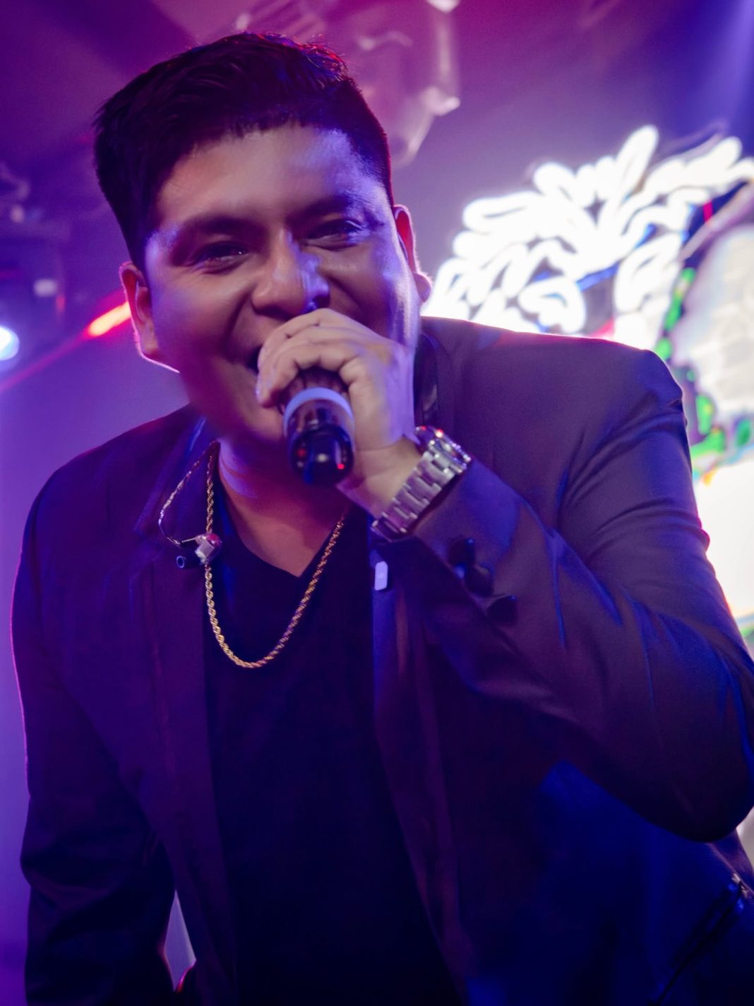 Tras su Paso por los Latin Grammy y “Al Fondo Hay Sitio”, Alan Márquez hace renacer “Si Supieras” desde Colombia Tras su Paso por los Latin Grammy y “Al Fondo Hay Sitio”, Alan Márquez hace renacer “Si Supieras” desde Colombia